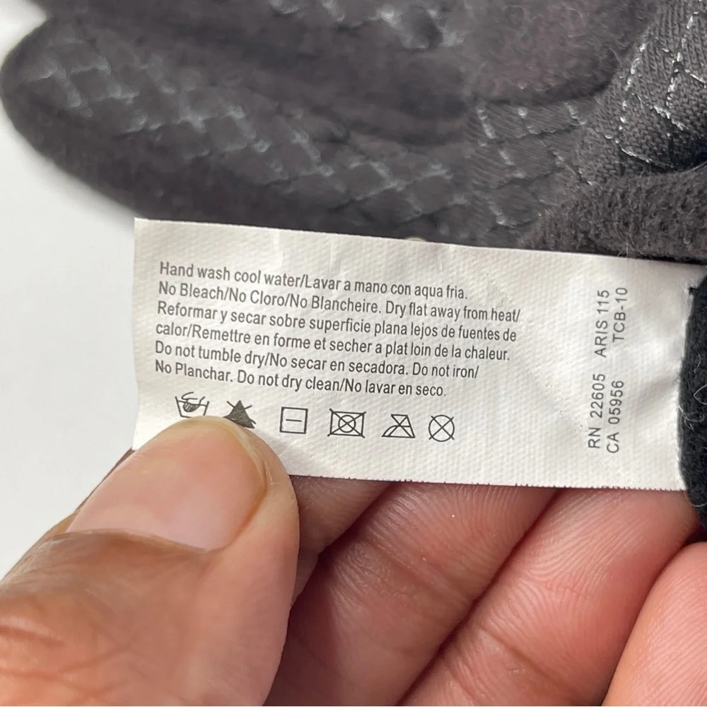 ISOTONER | Gray Black Tech-Friendly Gloves Sz OS